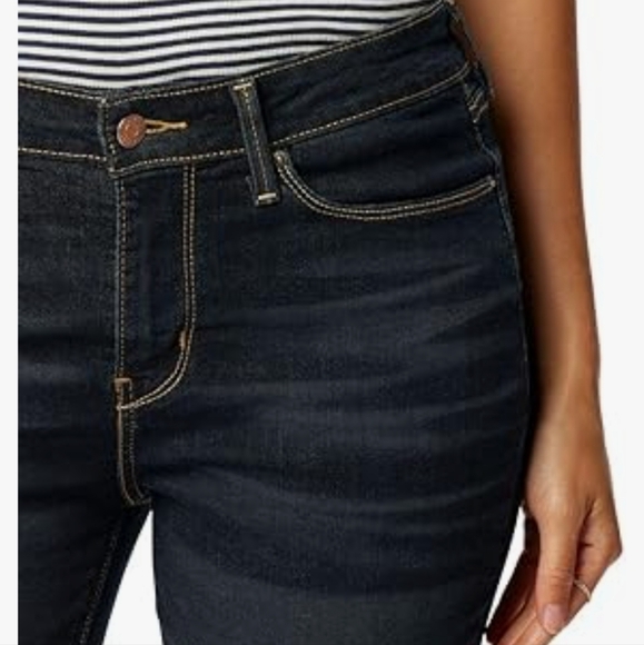 !Signature by Levi Strauss & Co. Gold Women's Mid-Rise Bermuda Shorts - Picture 4 of 6